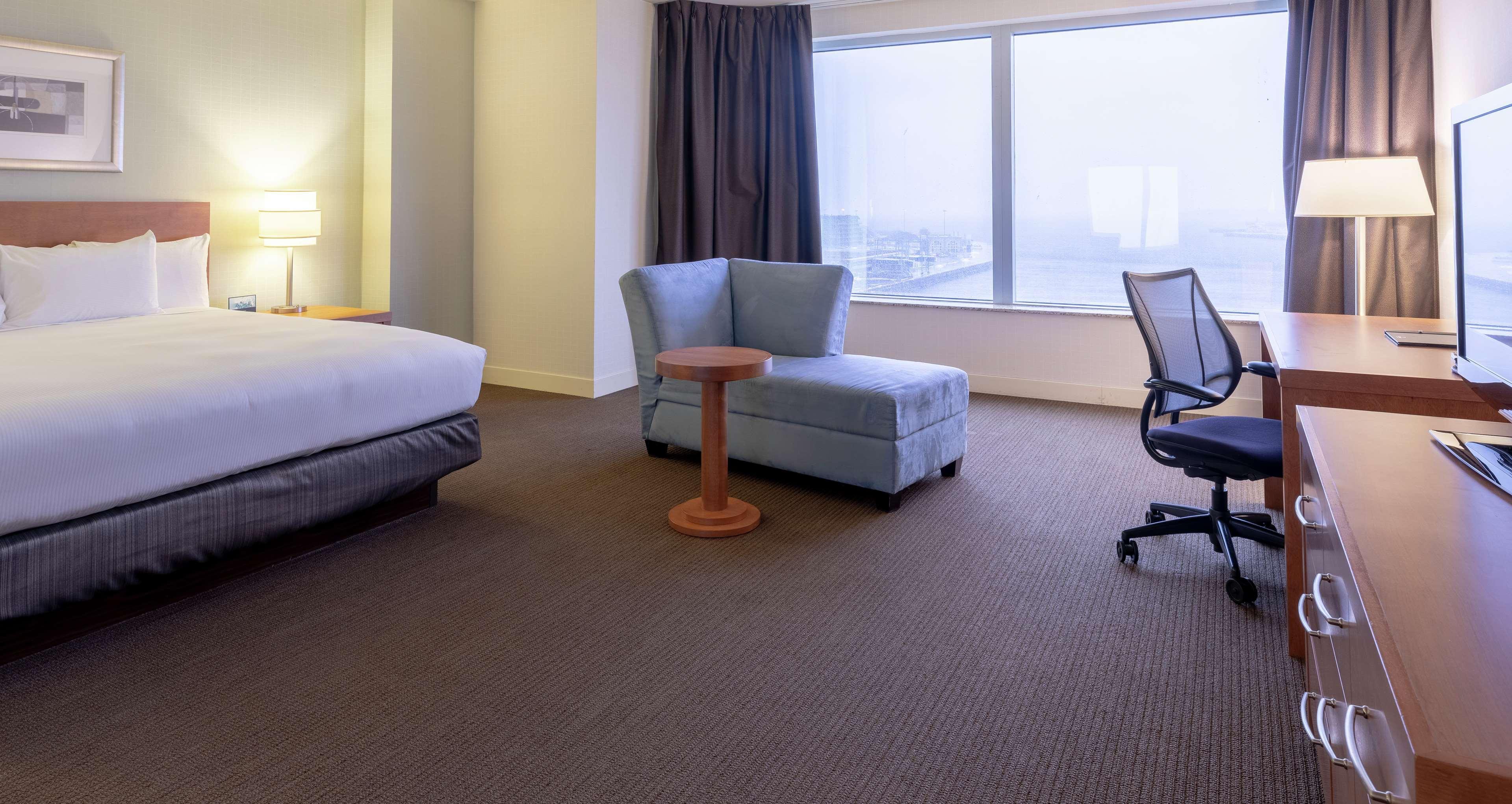 מלון Hilton סאינט ג'ון מראה חיצוני תמונה