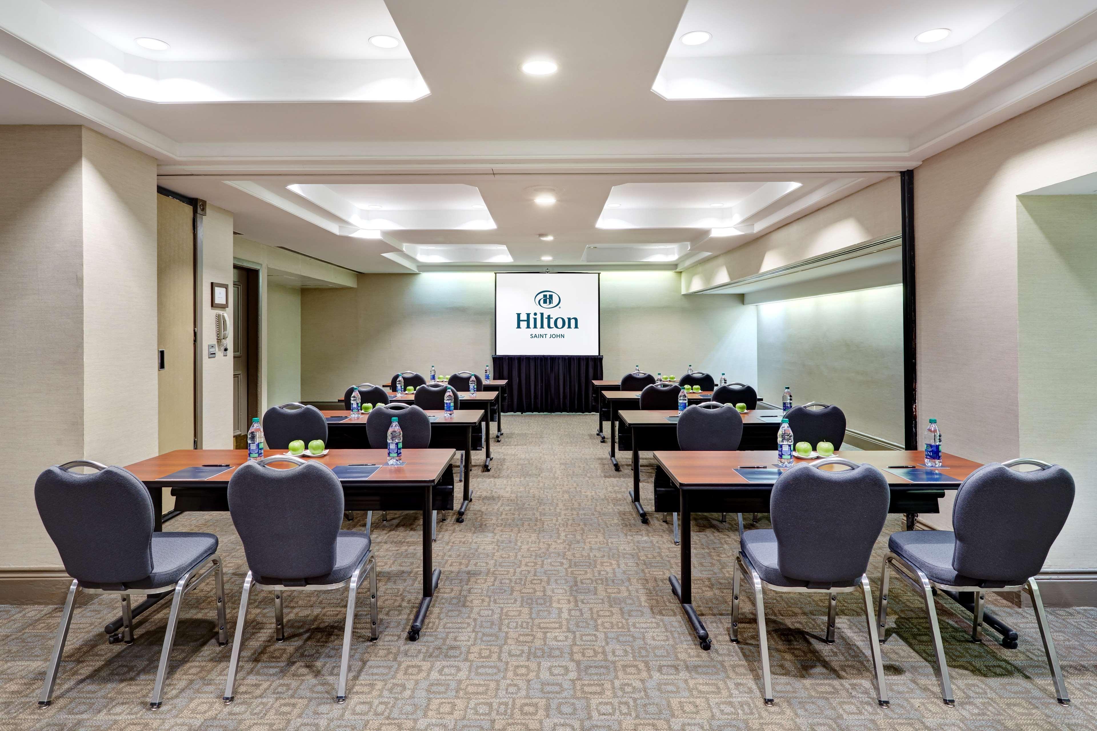 מלון Hilton סאינט ג'ון מראה חיצוני תמונה