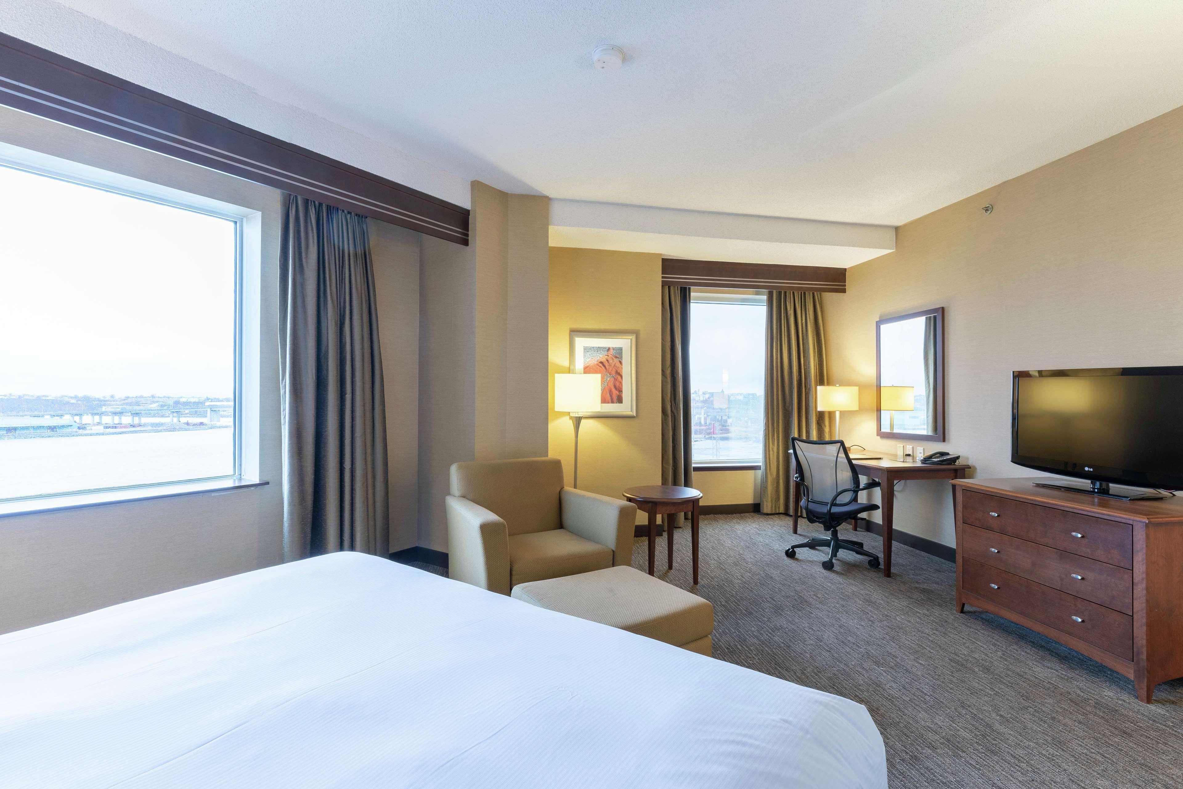מלון Hilton סאינט ג'ון מראה חיצוני תמונה