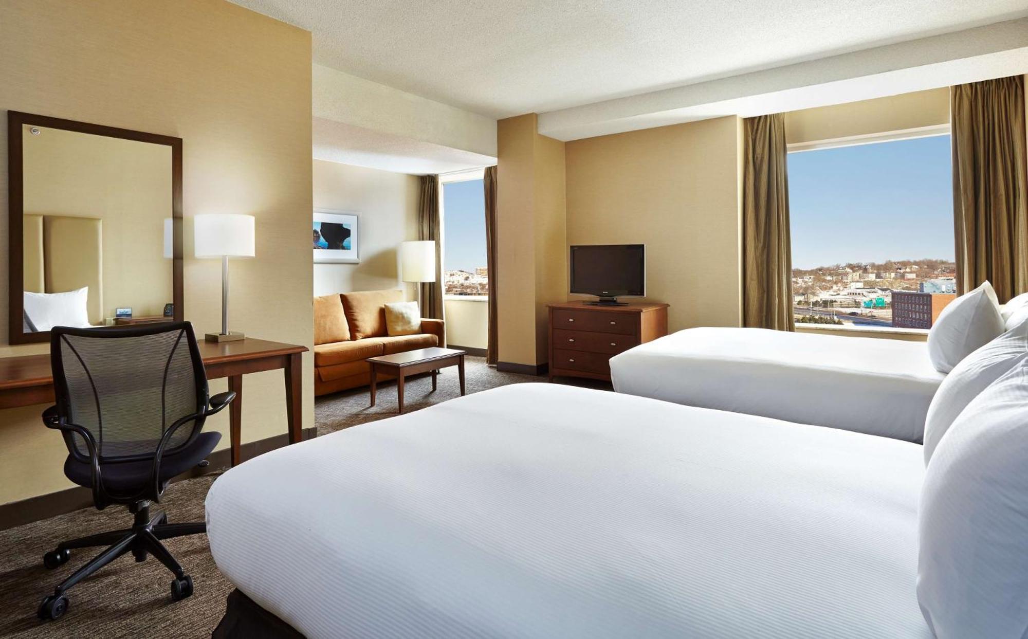 מלון Hilton סאינט ג'ון מראה חיצוני תמונה